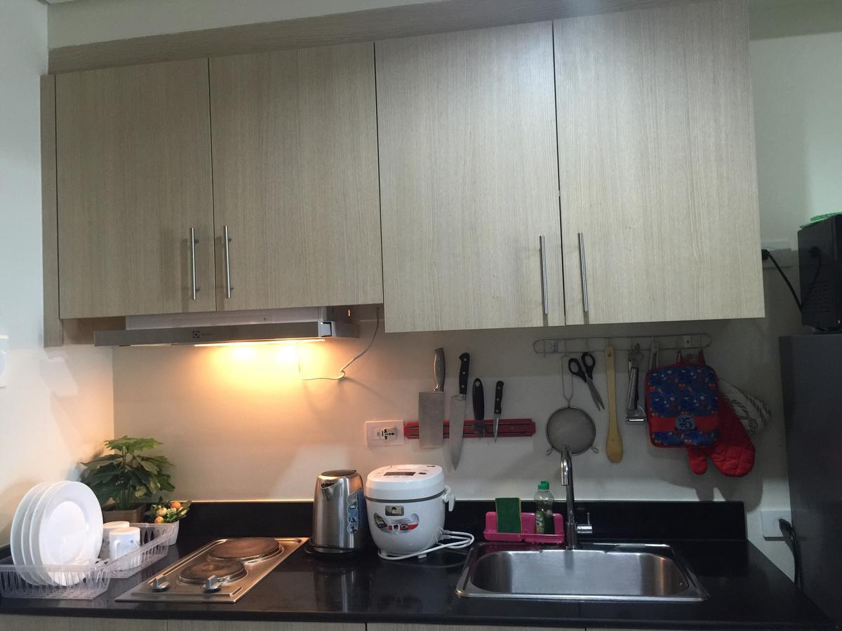 Breeze Residences Condotel Pasay Bagian luar foto