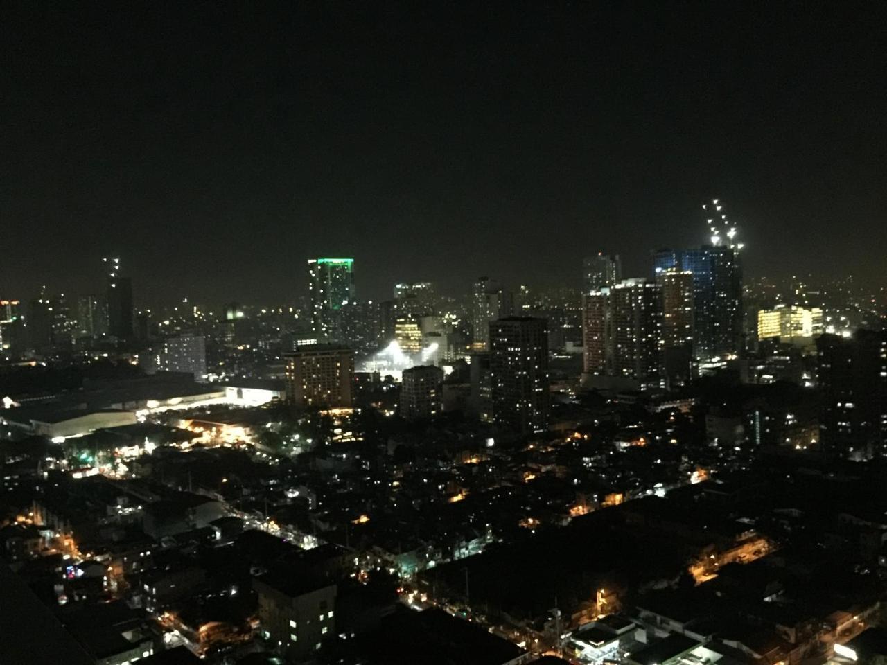 Breeze Residences Condotel Pasay Bagian luar foto